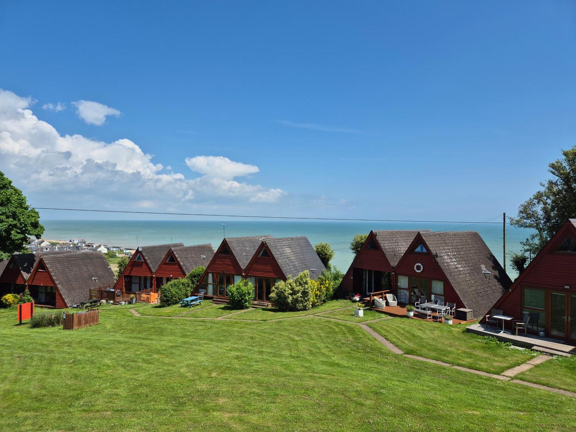 Wow! Amazing Sea Views At Coastal Chalet In Kingsdown Park With Pool No 40ヴィラ エクステリア 写真
